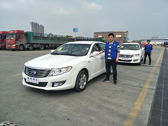 二手�?事故車運(yùn)輸價(jià)格更優(yōu)惠 整車400萬保險(xiǎn)直達(dá)專線安全有保障.jpg